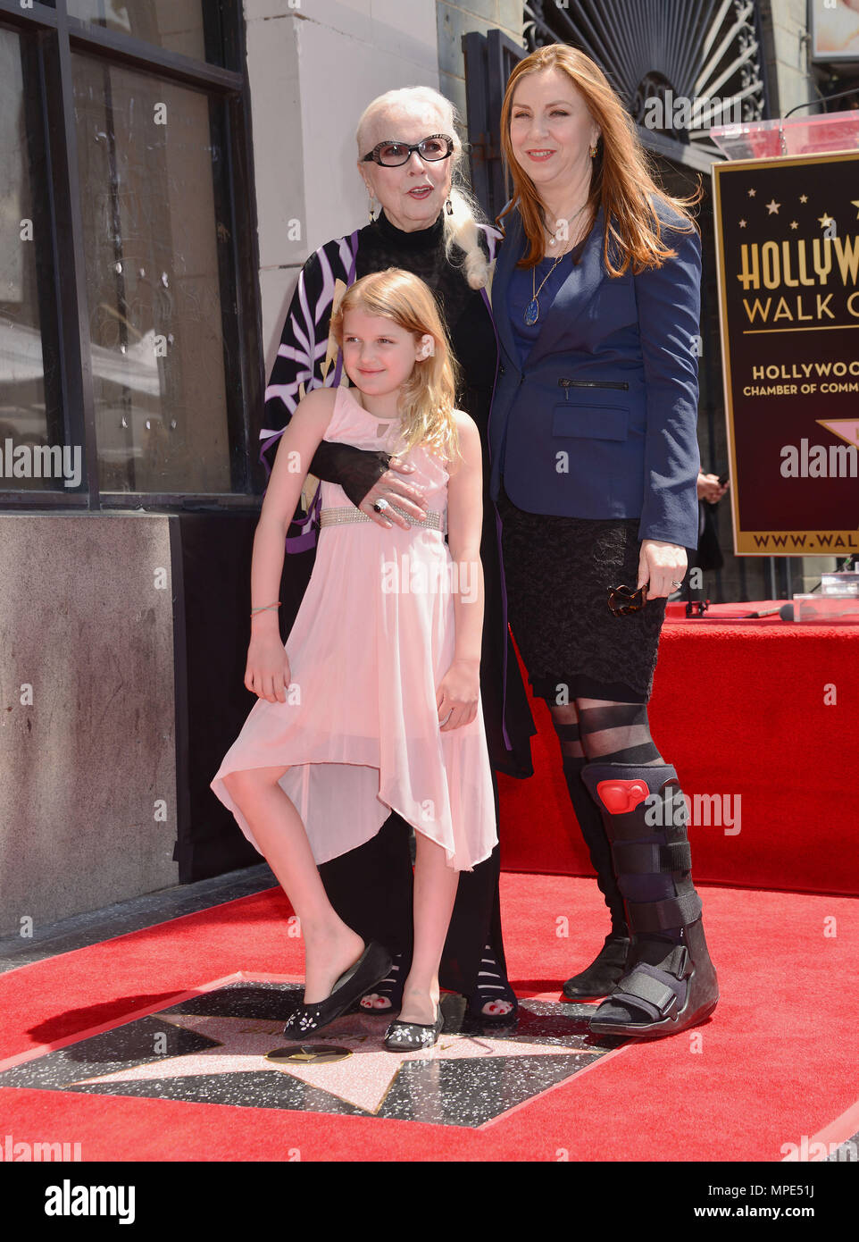 Barbara Bain Stock Photos & Barbara Bain Stock Images - Page 2 - Alamy