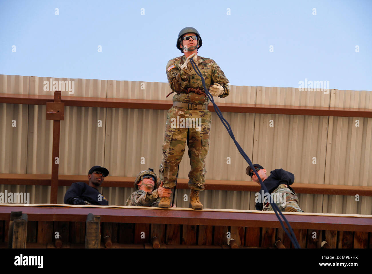 Rope descent system hi-res stock photography and images - Alamy