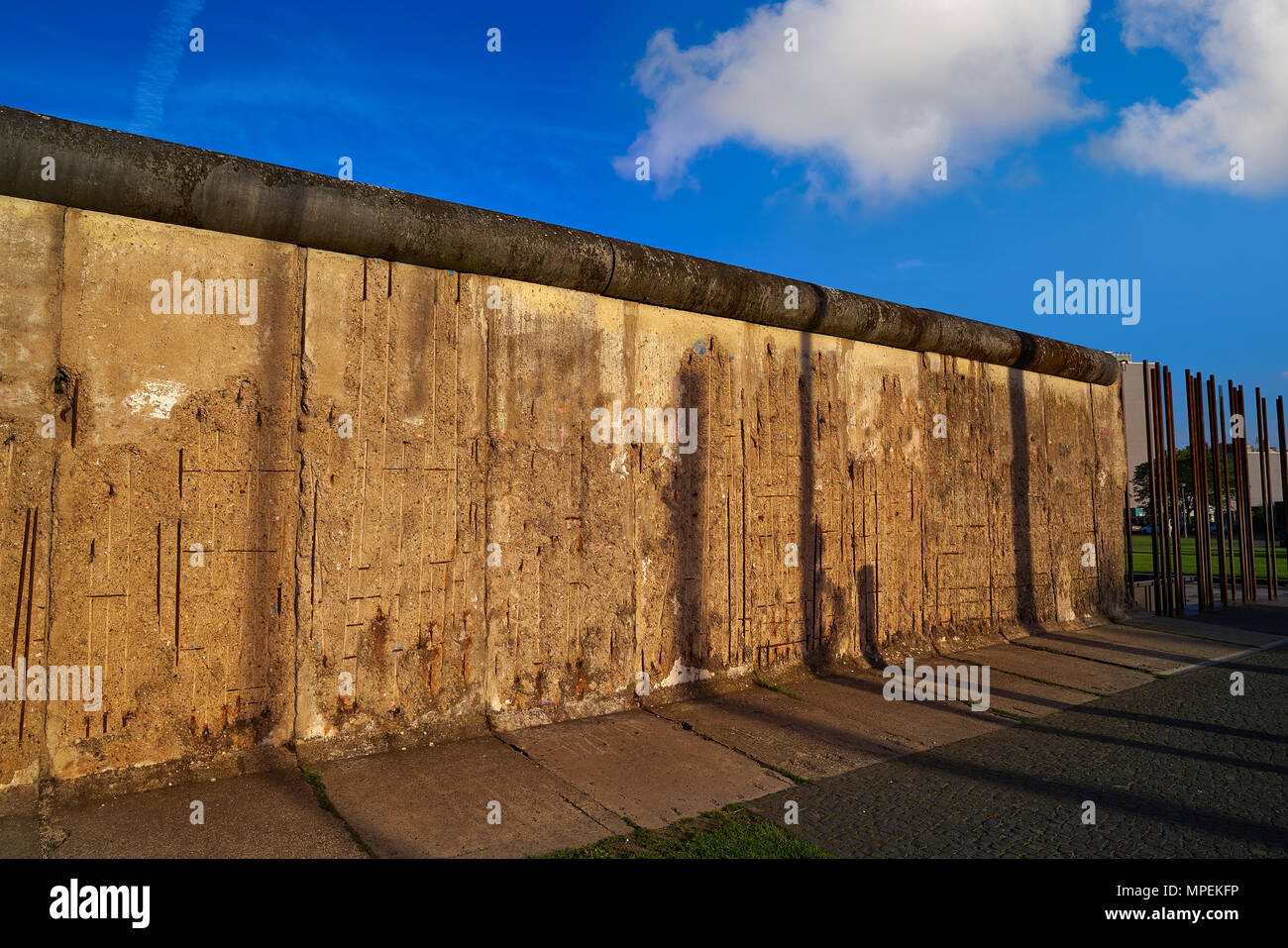 Berlin Wall memorial in Germany Berliner Mauer Stock Photo Alamy