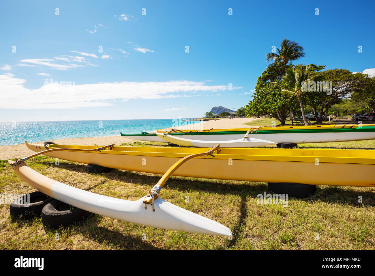 Outrigger canoe on Hawaiian beach Stock Photo Alamy