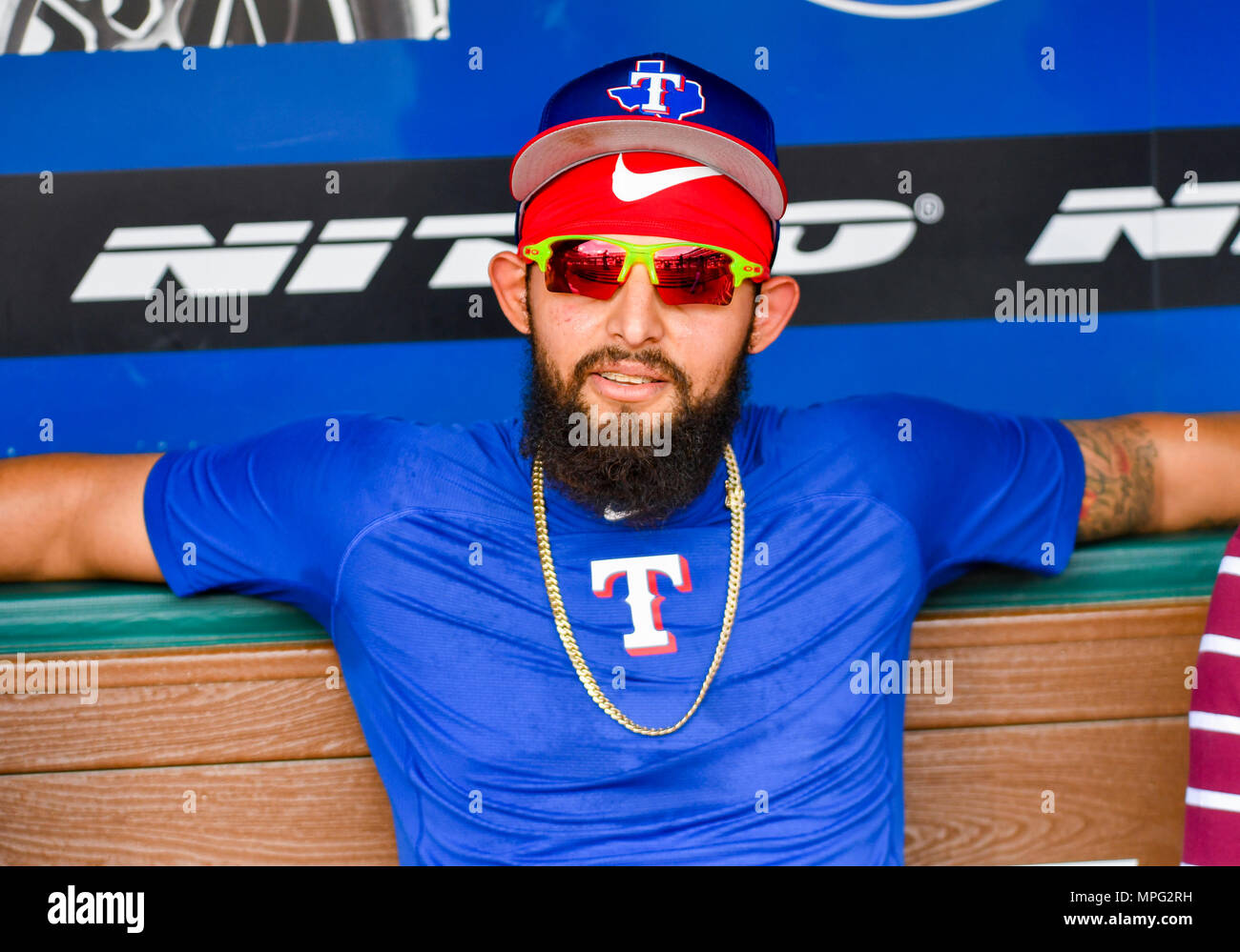 texas rangers shirts odor