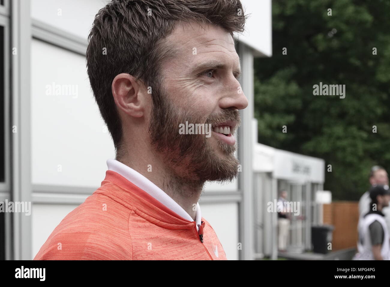 Wentworth, Surrey, UK., 23rd May, 2018  Michael Carrick, Manchester United player, warms up on the range at the BMW.PGA ProAM golf Championship. Credit: Motofoto/Alamy Live News Stock Photo