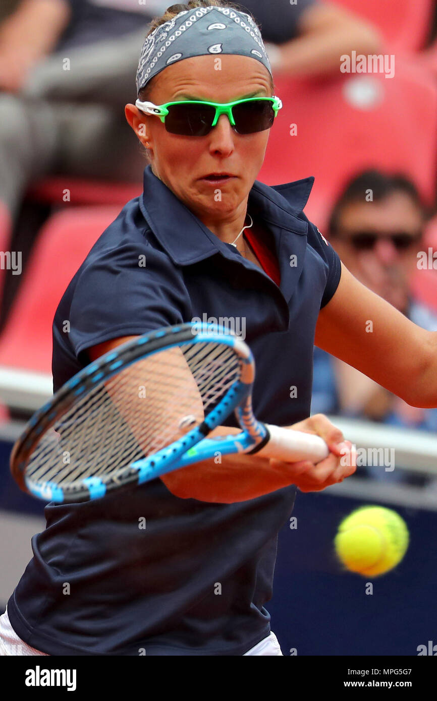 23 May 2018, Germany, Nuremberg: Tennis, WTA-Tour, women's singles. Belgium's Kirsten Flipkens in action. Photo: Daniel Karmann/dpa Stock Photo