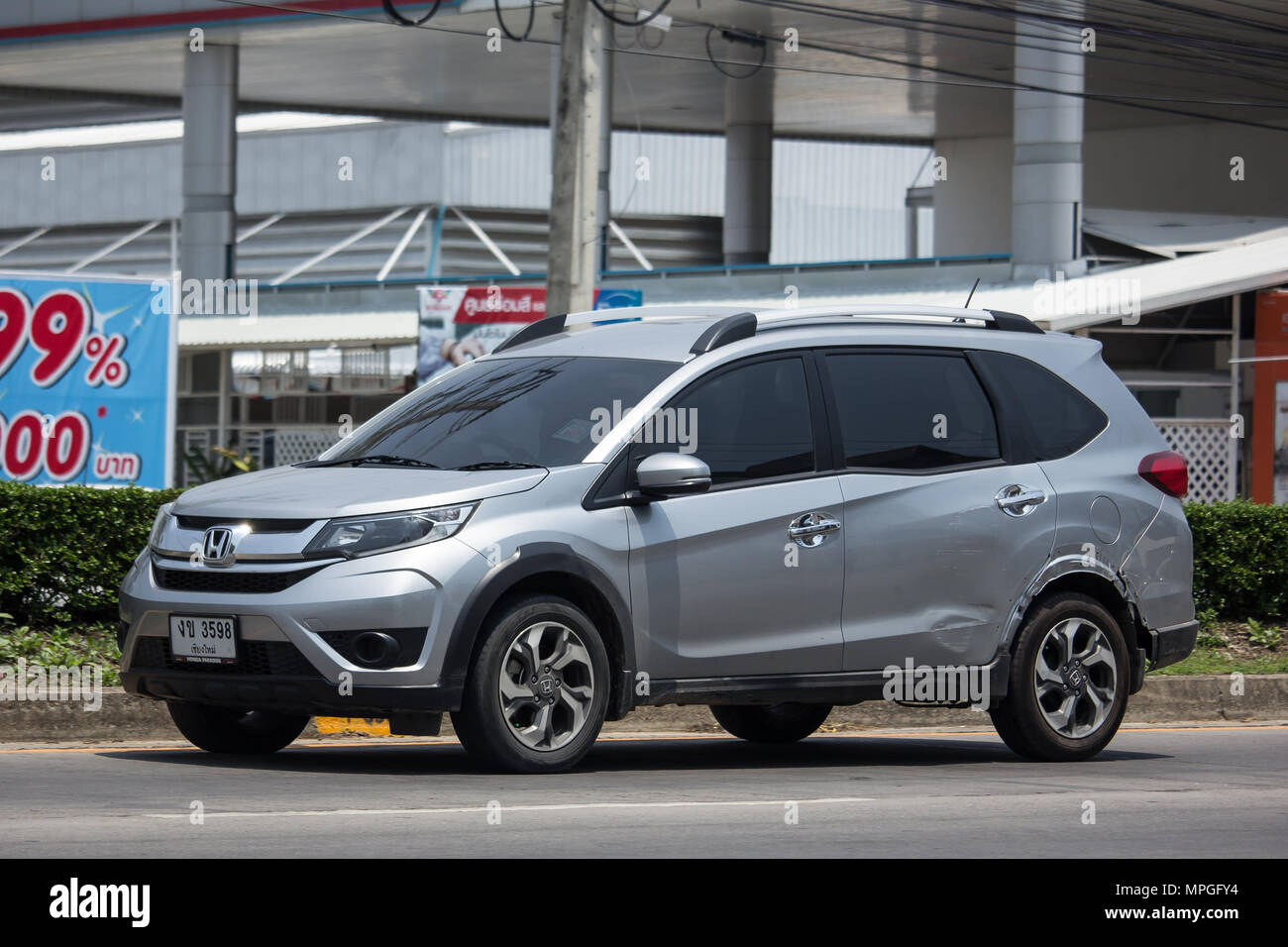 Chiang Mai Thailand May 10 18 Private Car Honda Brv City Suv Car On Road No 1001 8 Km From Chiangmai City Stock Photo Alamy