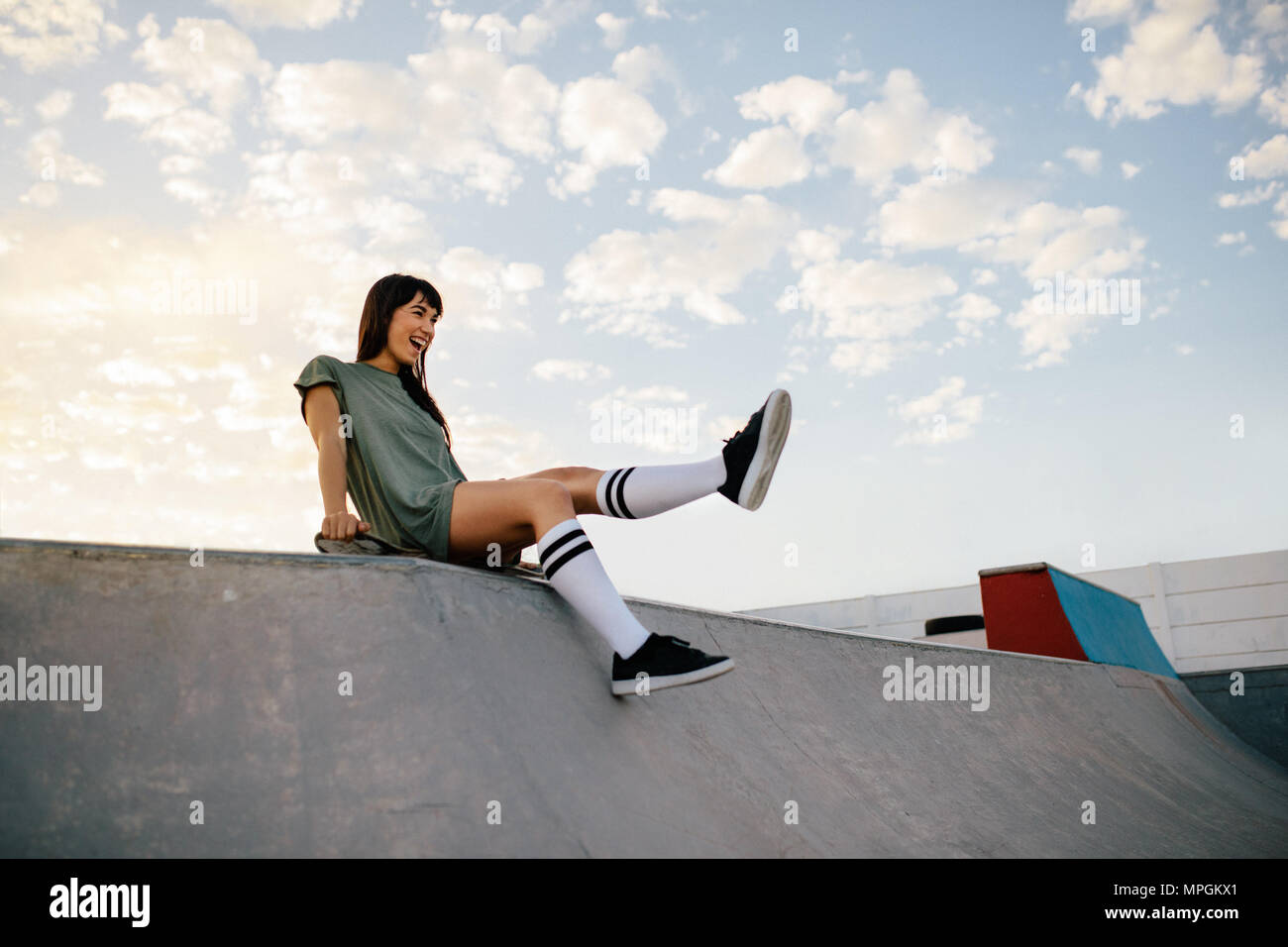 Skateboarder ramp girl hi-res stock photography and images - Alamy