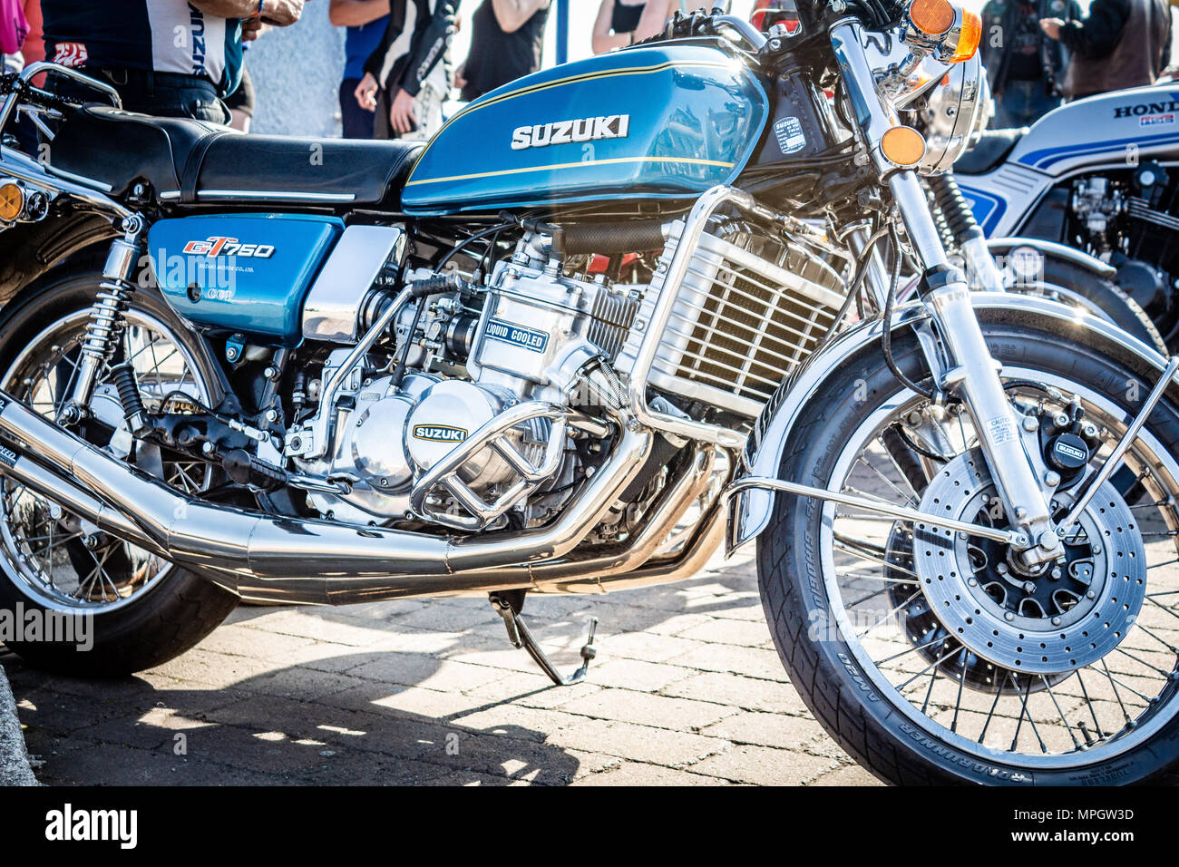 Liquid Cooled Pioneer: The Suzuki GT750 – Old Bike Barn