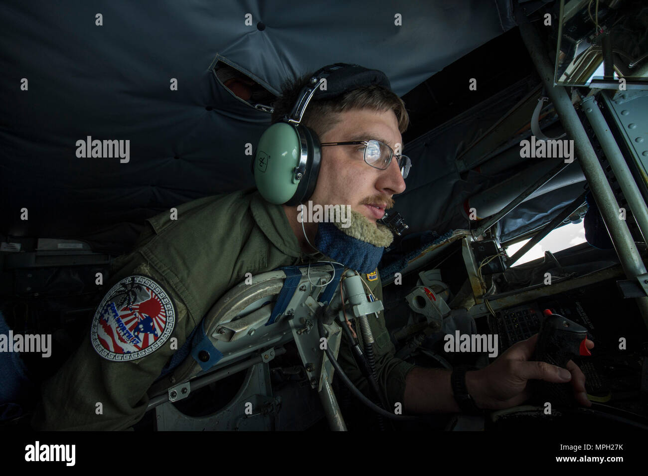 U.S. Air Force Staff Sgt. Jeremy Culliton, 909th Aerial Refueling ...