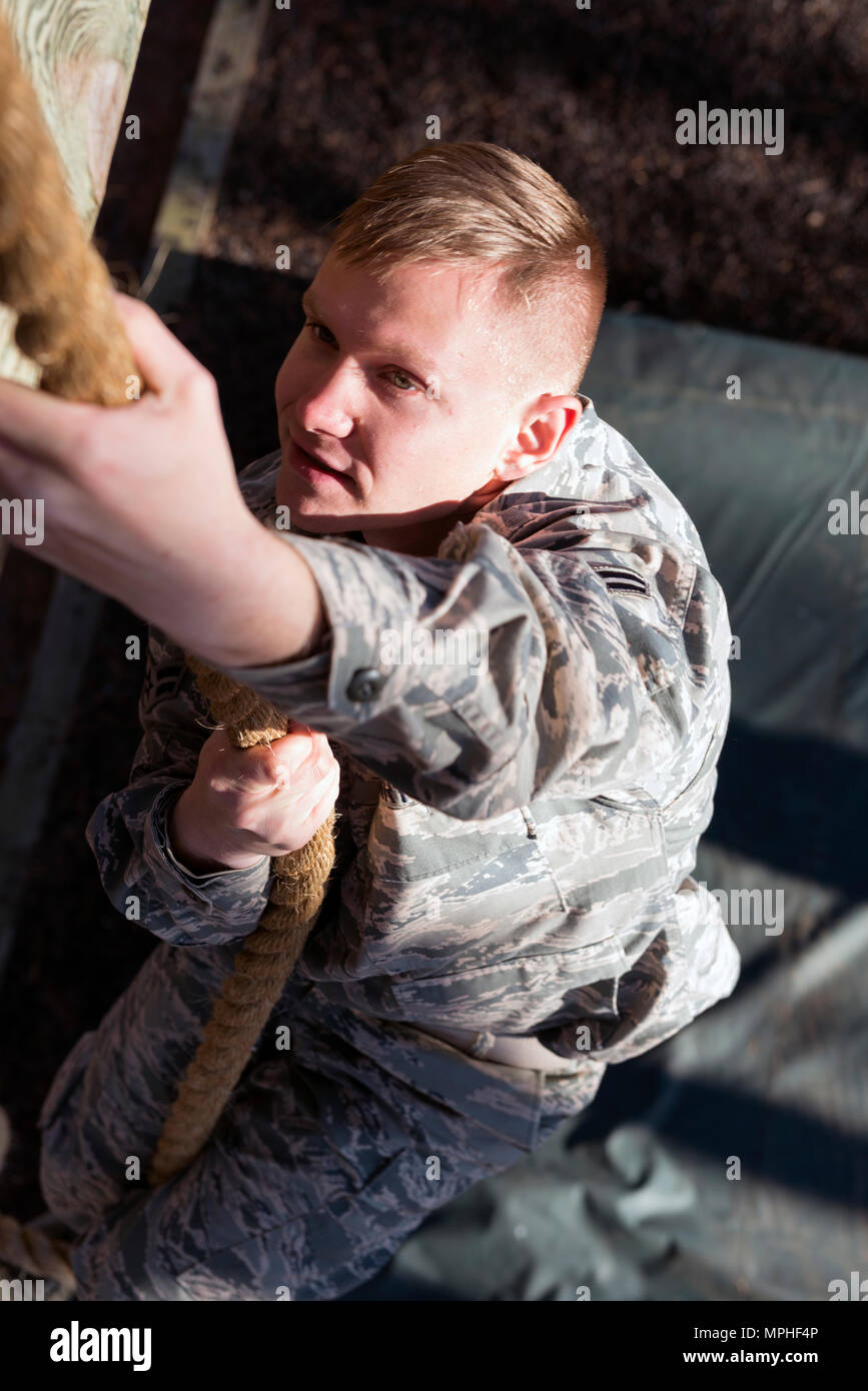 Airassaultcourse hi-res stock photography and images - Alamy