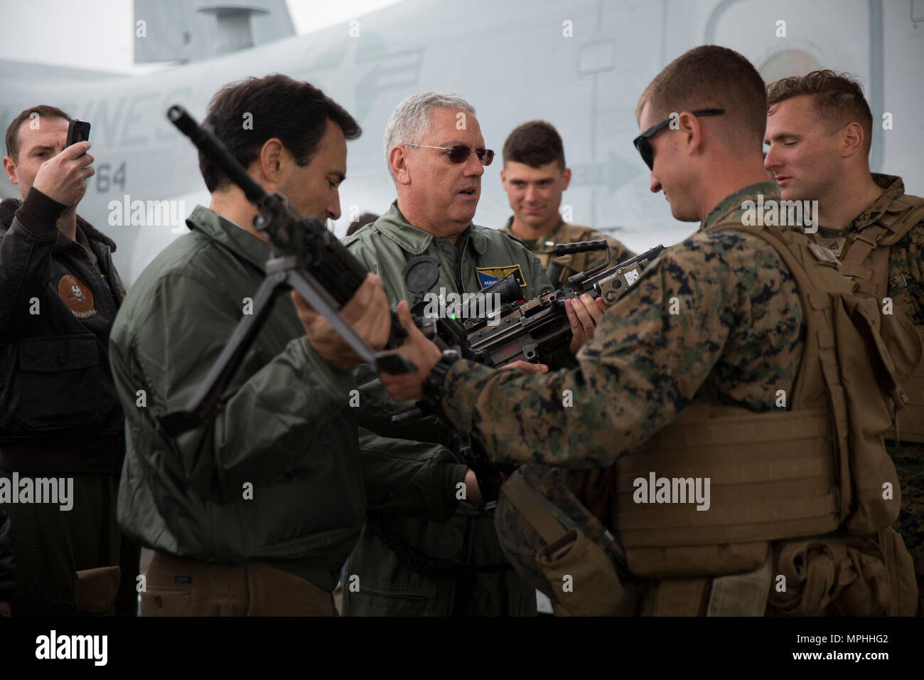 A real hand gun hi-res stock photography and images - Page 3 - Alamy