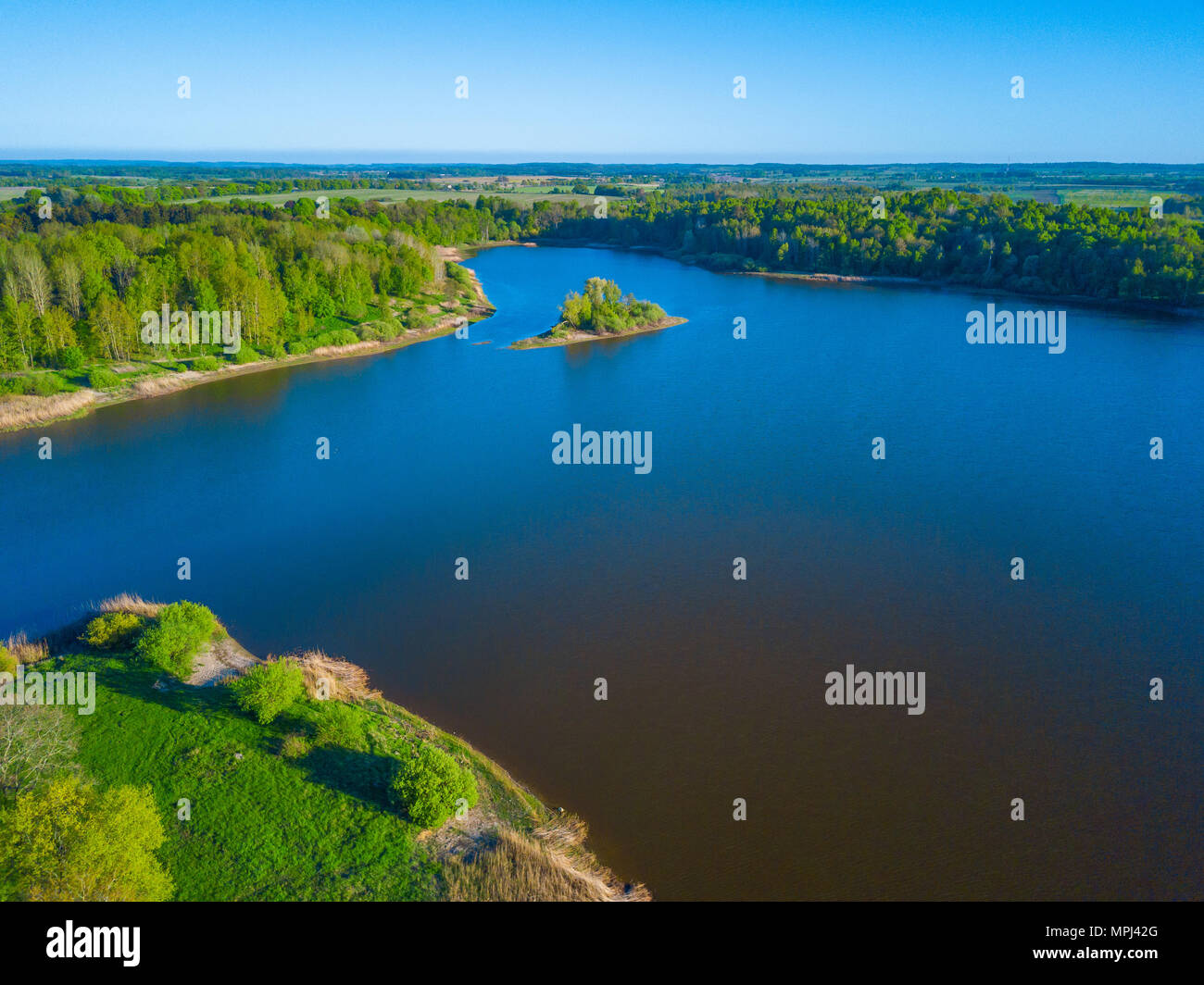 Aerial view of green island hi-res stock photography and images - Alamy