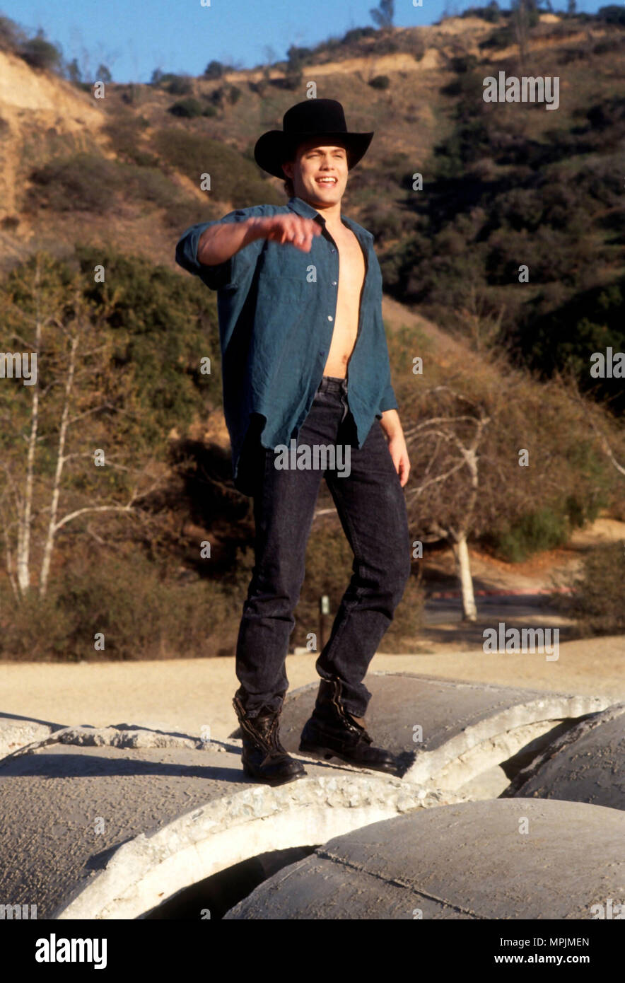 Casper van dien tarzan hi-res stock photography and images - Alamy