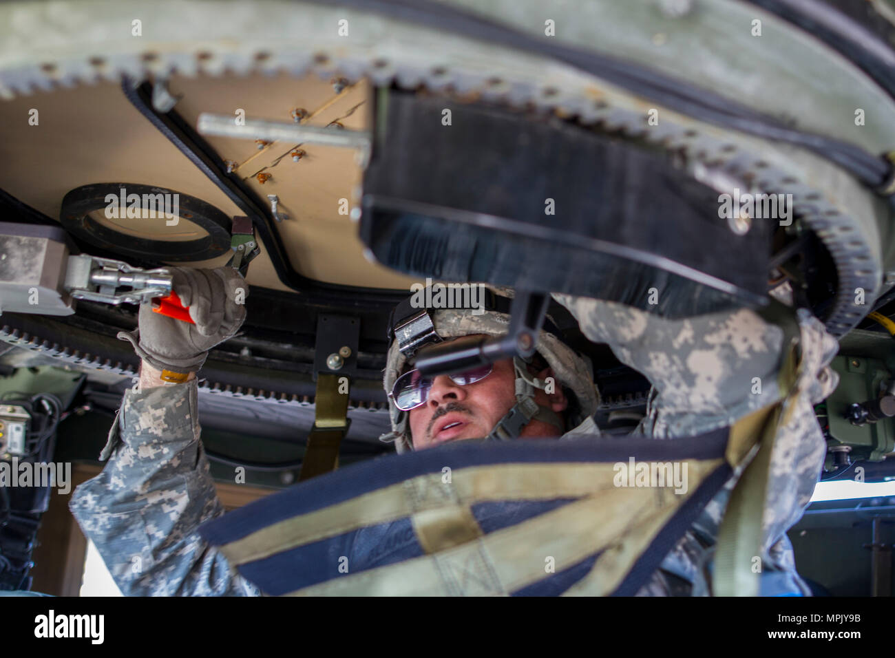 U.S. Army Reserve Soldiers assigned to the 423rd Military Police