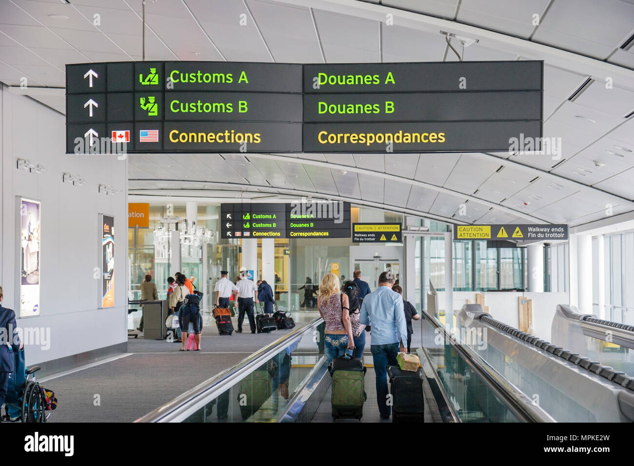 Canada,Canadian,Ontario Province,Toronto,Pearson International Airport,terminal,French sign,Customs,connections,Canada070703002 Stock Photo