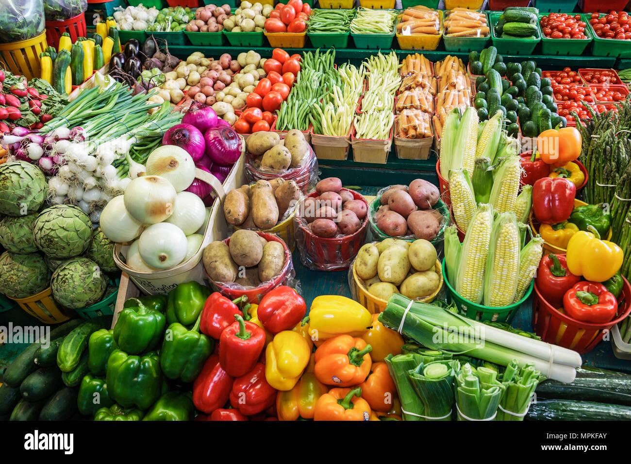 Montreal Canada,Quebec Province,Atwater Market,rue Saint Ambroise,produce,vendor vendors stall stalls booth market marketplace,greengrocer,stall,peppe Stock Photo