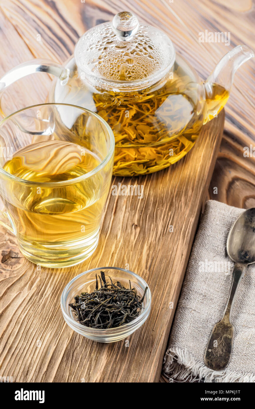 Traditional Chinese green tea beverages different fermentation glass