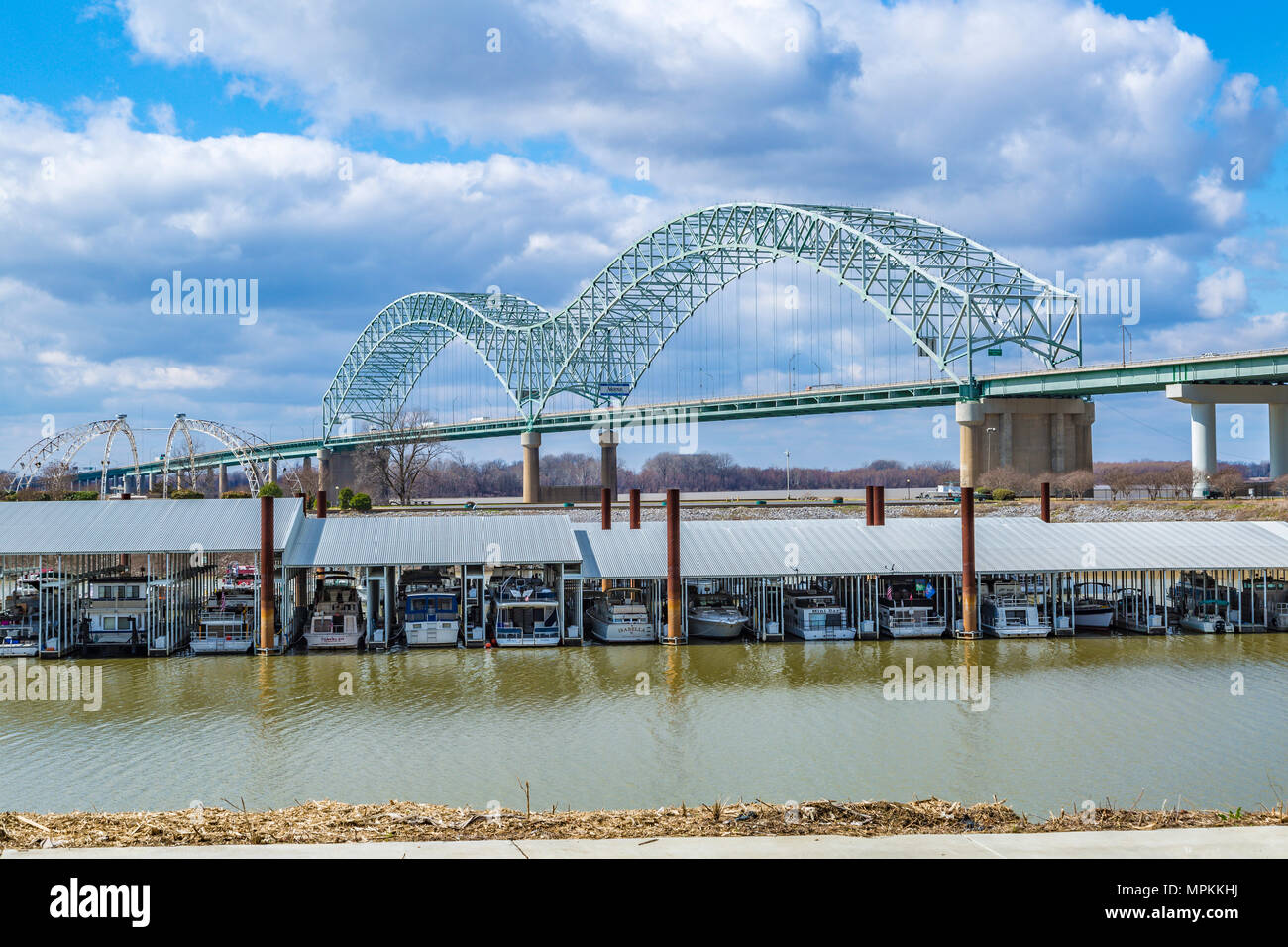 Hernando de Soto tied-arch bridge over the Mississippi River in Memphis, Tennessee Stock Photo