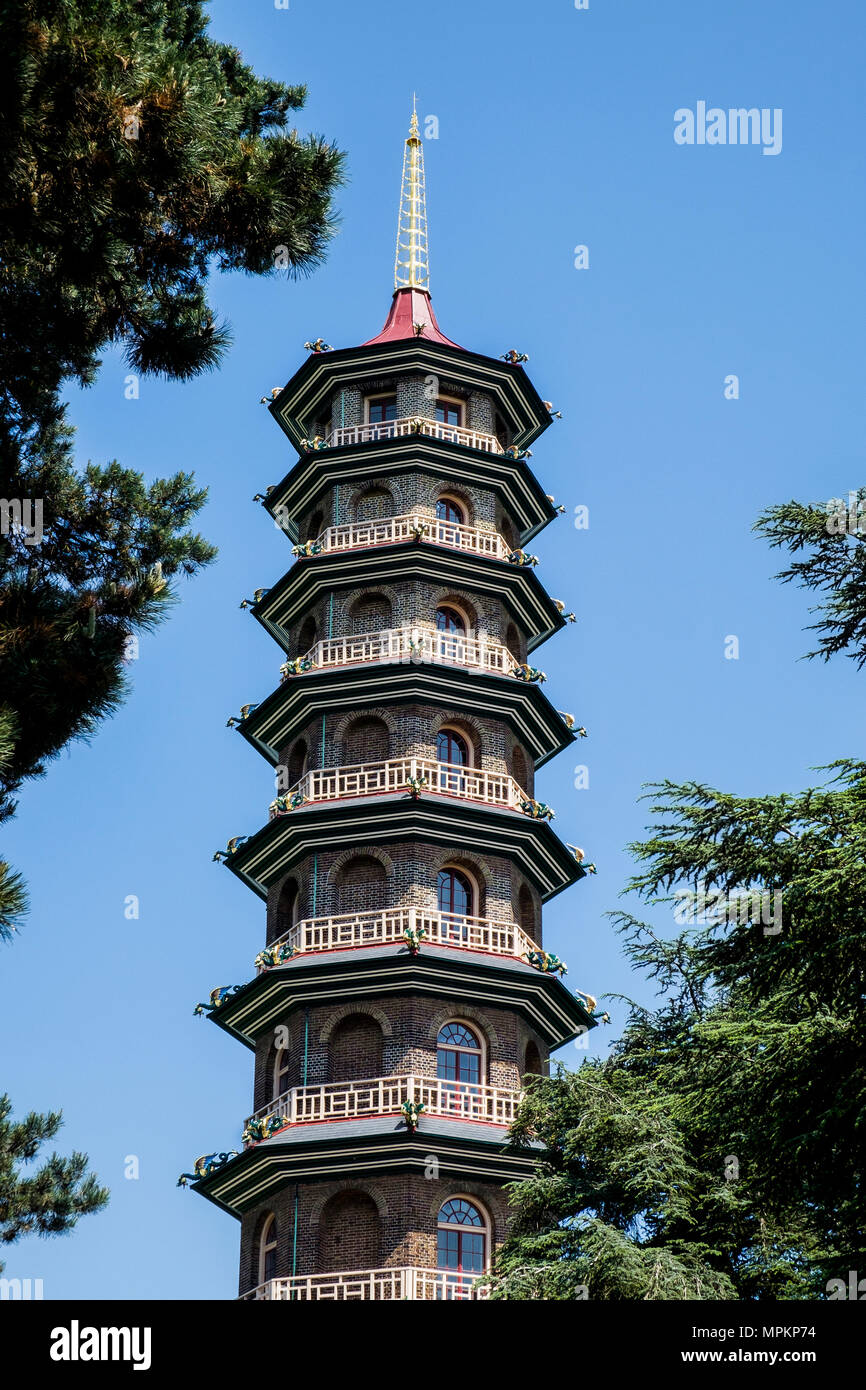 The newly restored Pagoda Kew Gardens with the missing eighty dragons reinstalled Stock Photo