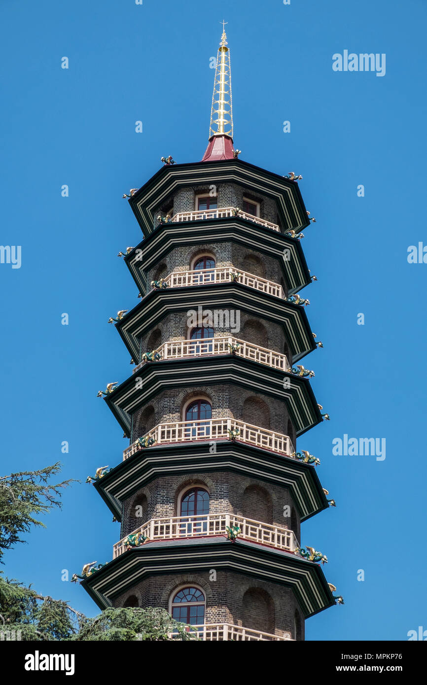 The newly restored Pagoda Kew Gardens with the missing eighty dragons reinstalled Stock Photo