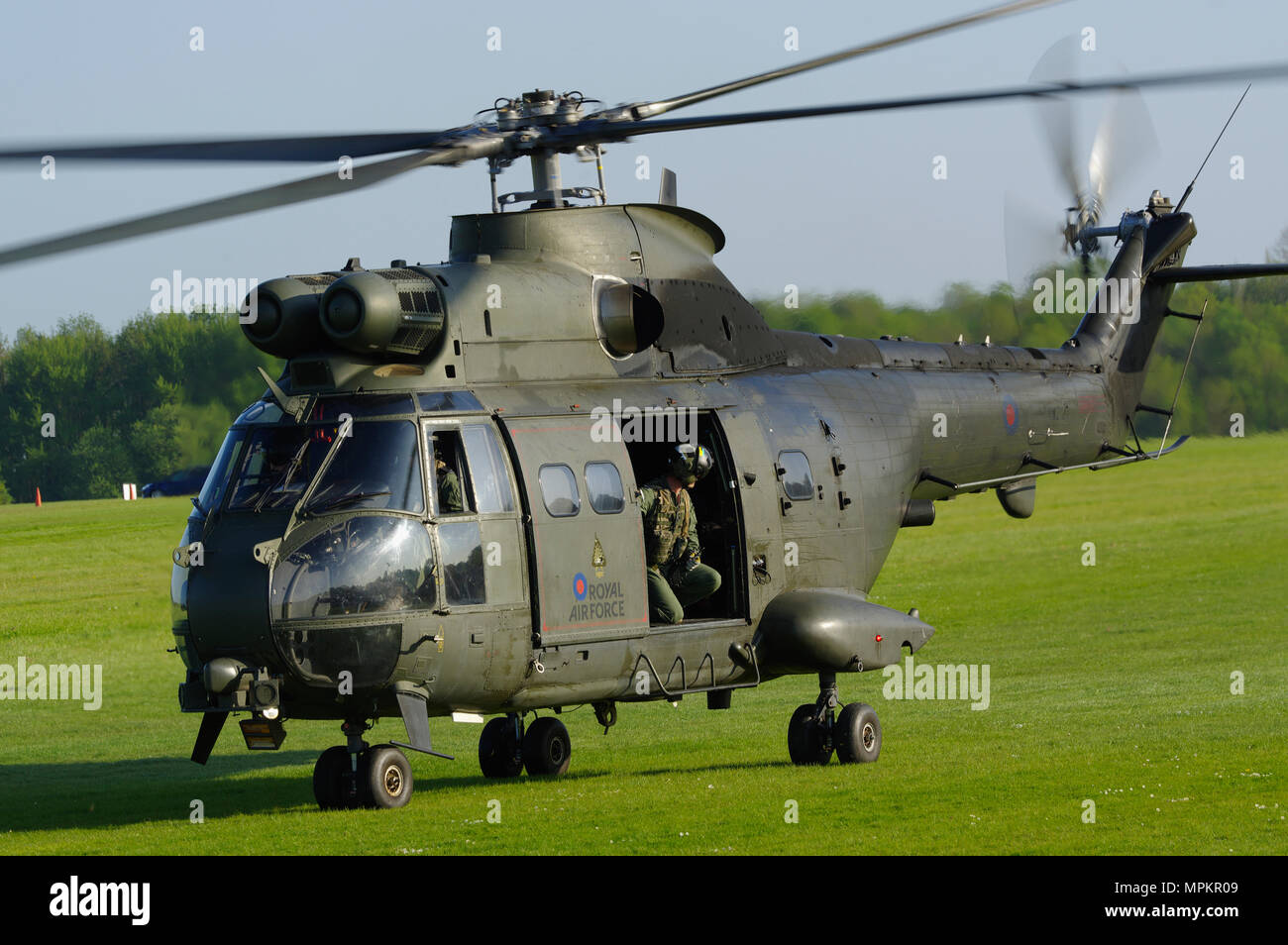 Hélicoptère puma sa 330 online