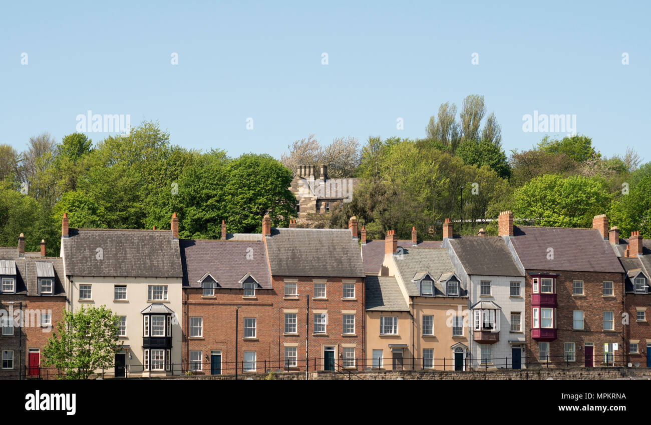 Recently built Georgian style townhouses in Framwellgate Peth, Highgate, Durham City, England, UK Stock Photo