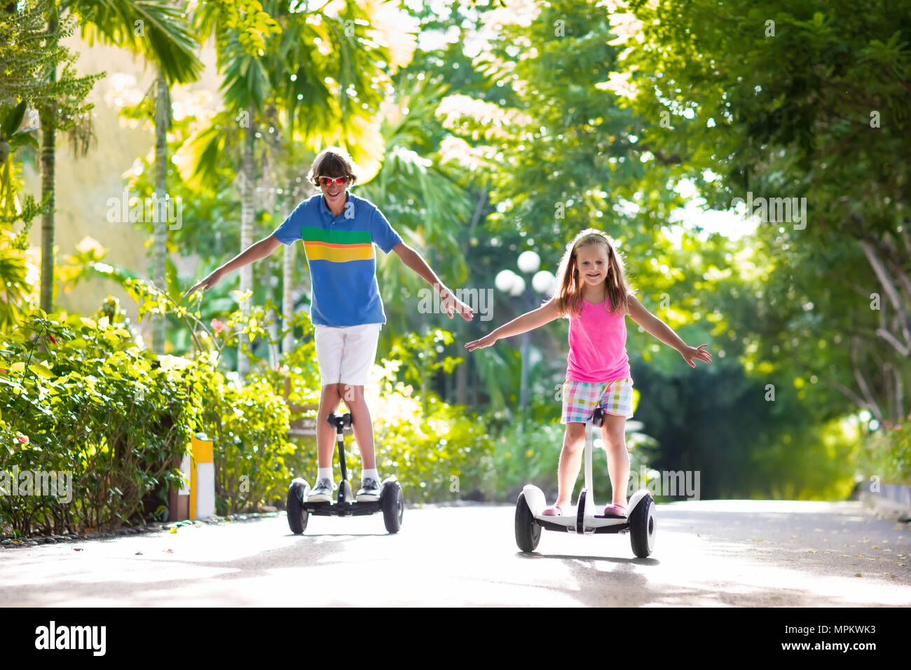 Little kids hover board hotsell