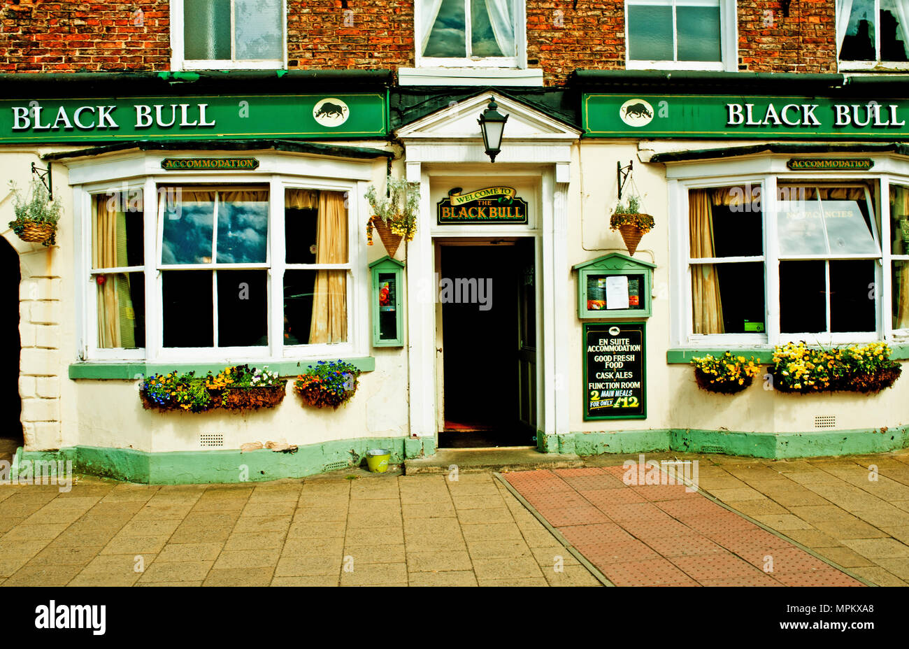 The Black Bull, high street Northallerton, North Yorkshire, England Stock Photo