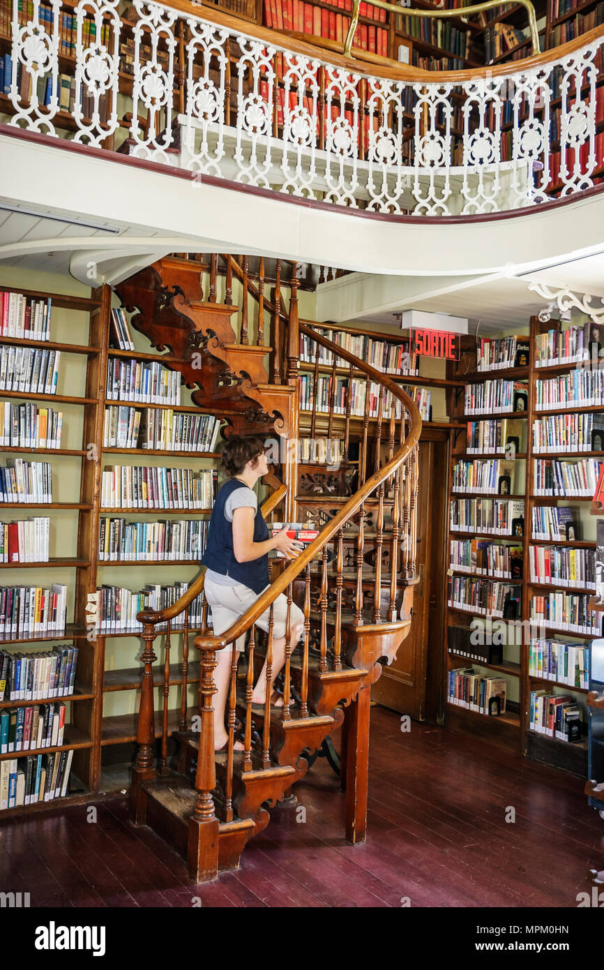 Quebec Canada,Chaussee des Ecossais,Literary & historical Society of Quebec,library,staircase,book shelves,Canada070712151 Stock Photo