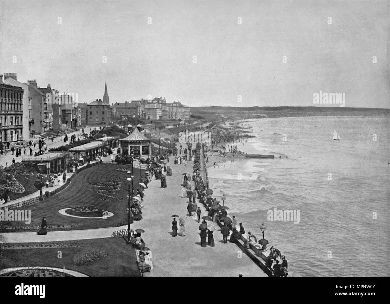'Bridlington Looking Down the Prince's Parade', 1895. Artist Unknown