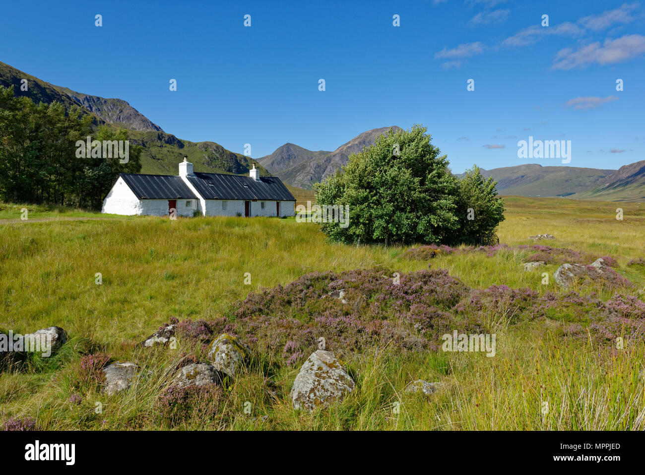 United Kingdom, Scotland, Highland, Buachaille Etive Mor, Glencoe, Black Rock Cottage, farmhouse Stock Photo