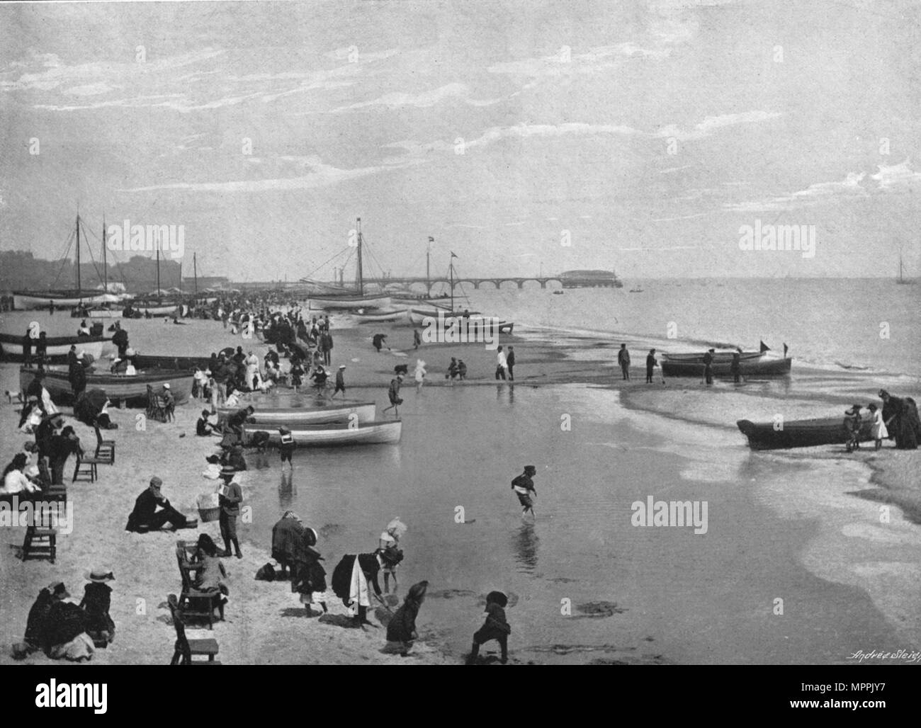 The Beach Great Yarmouth, c1900. Artist Alfred Price Stock Photo Alamy