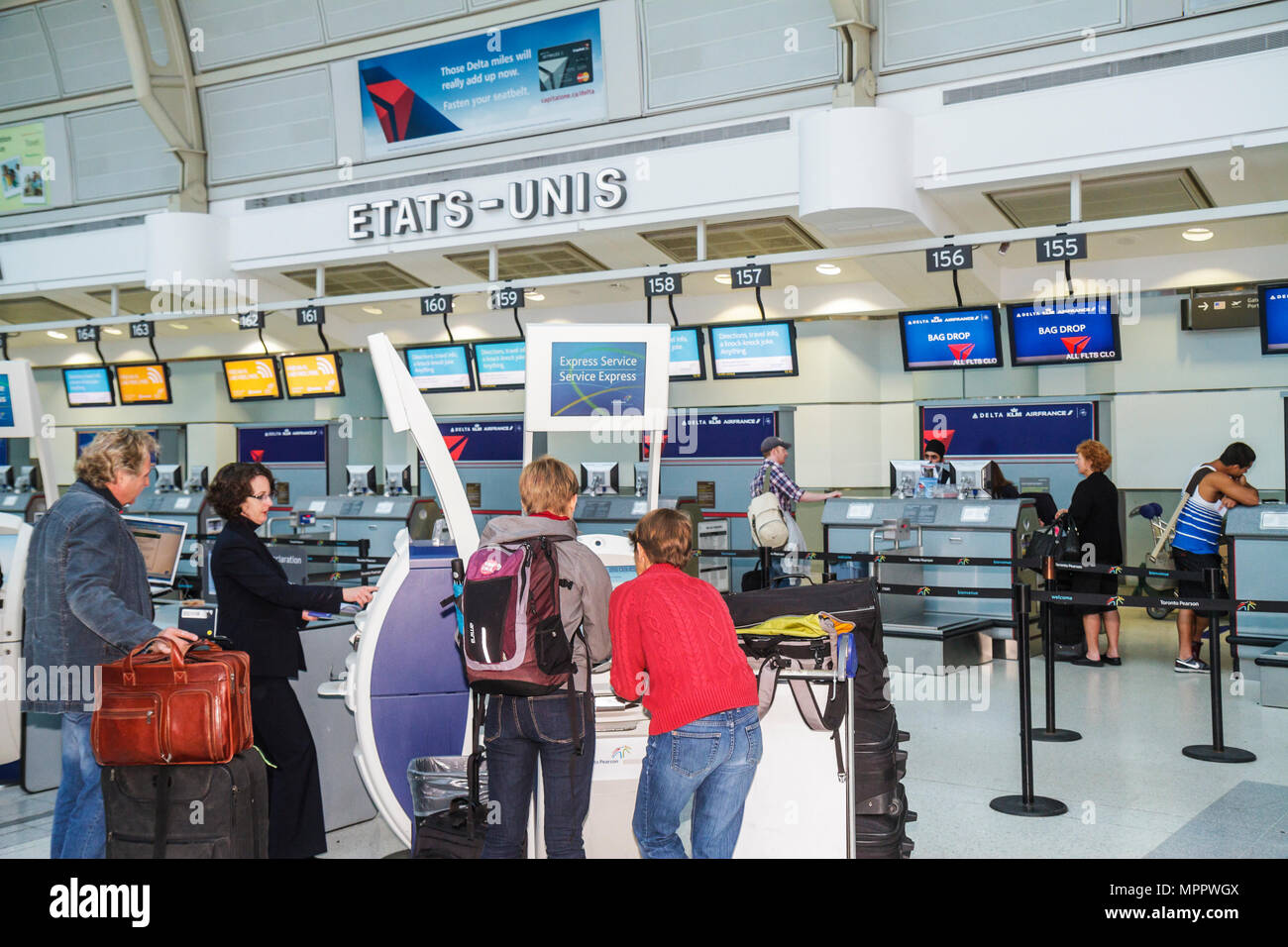 Toronto Canada Ontario Lester B. Pearson International Airport YYZ aviation terminal Delta