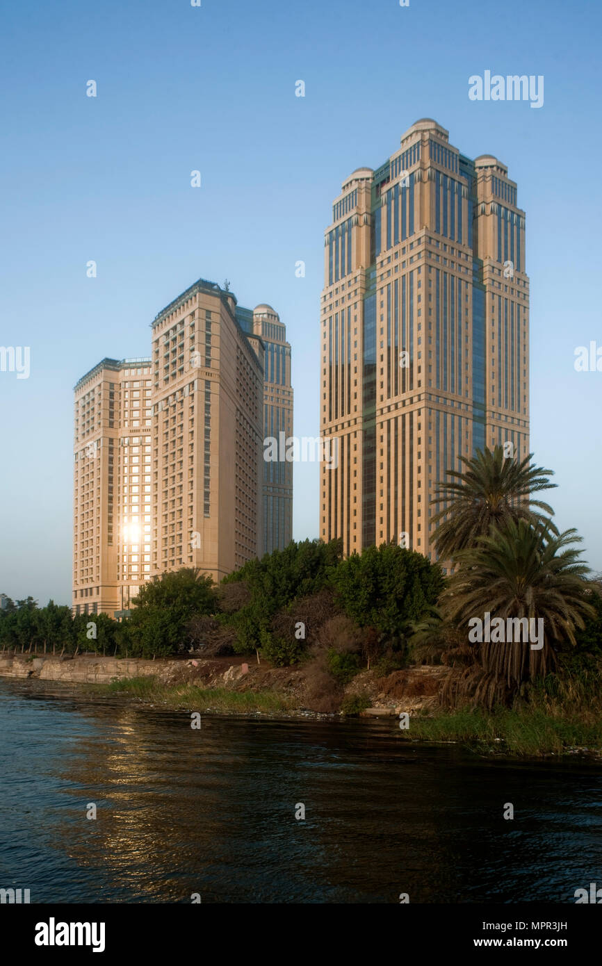 Aegypten, Kairo, Nile City Towers am ˆstlichen Nilufer Stock Photo Alamy