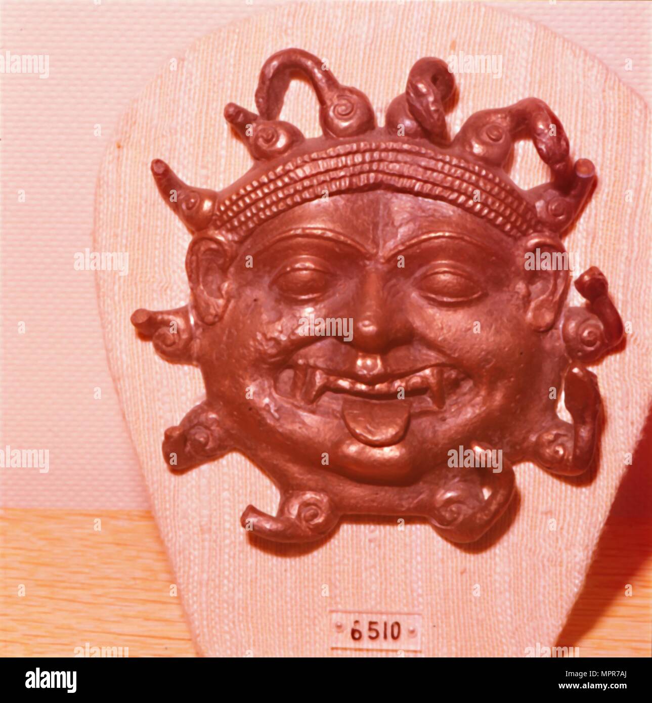 Gorgons head hi-res stock photography and images - Alamy