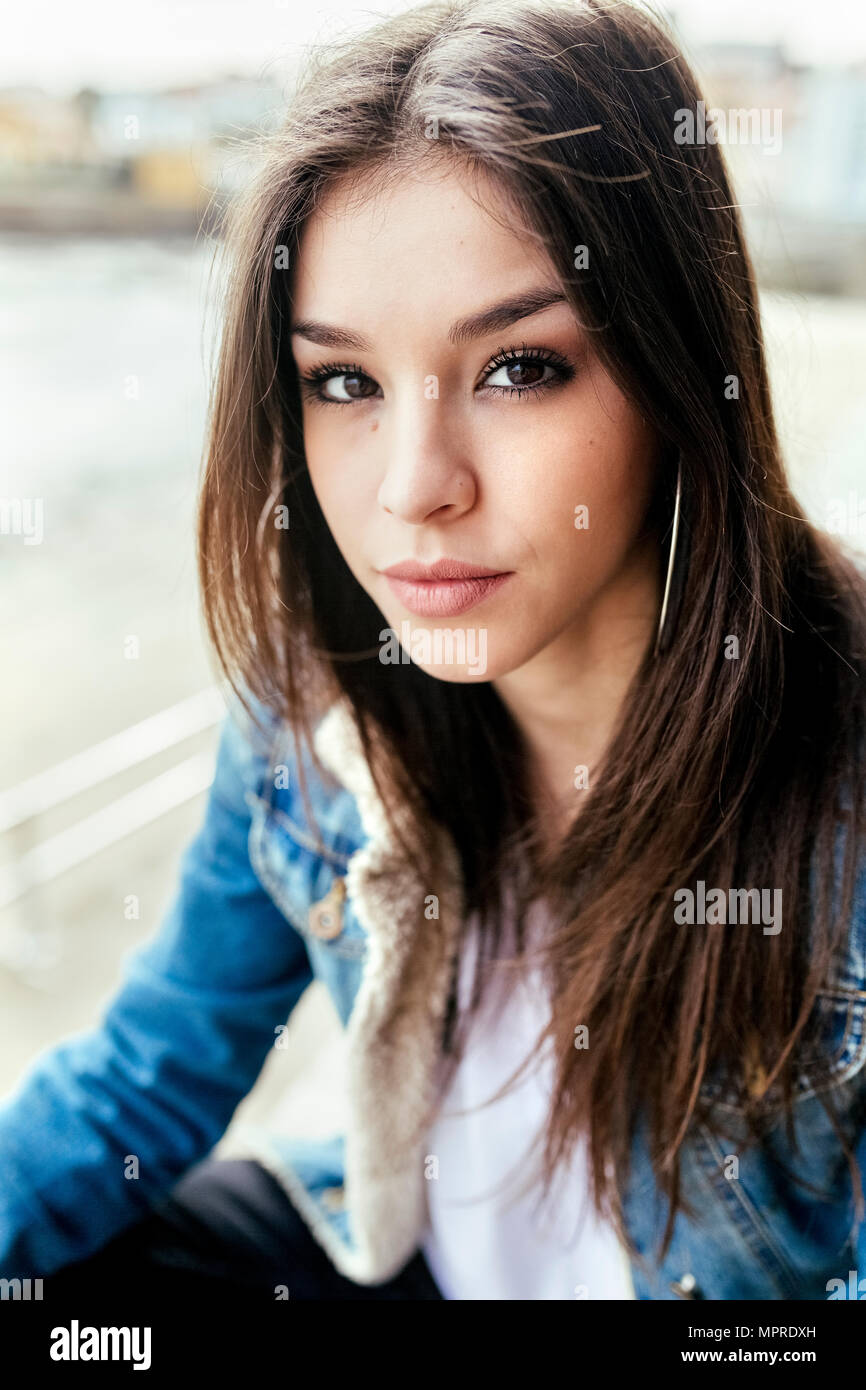 Portrait Of A Beautiful Brunette Woman Outdoors Stock Photo Alamy