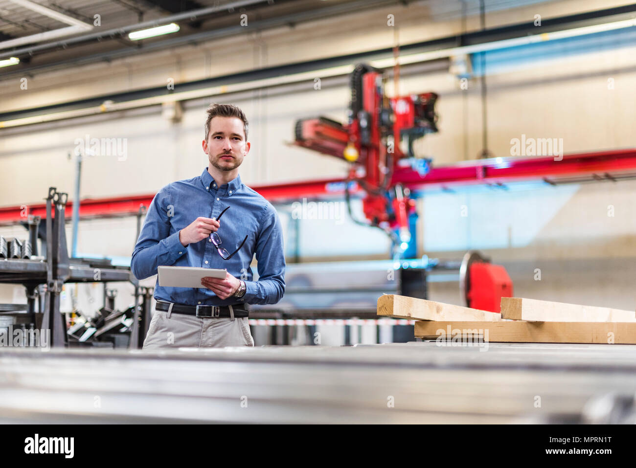 Smart connected factory hi-res stock photography and images - Alamy