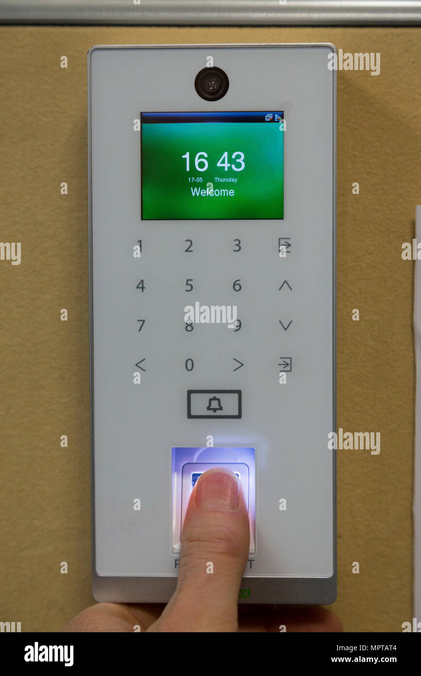 Uk Biometric Scan Machine Finger recognition hi-res stock photography and images - Alamy