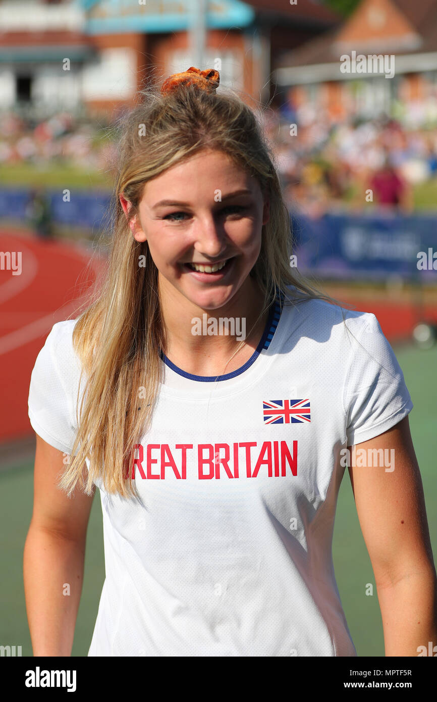 Molly Caudery women Pole Vault