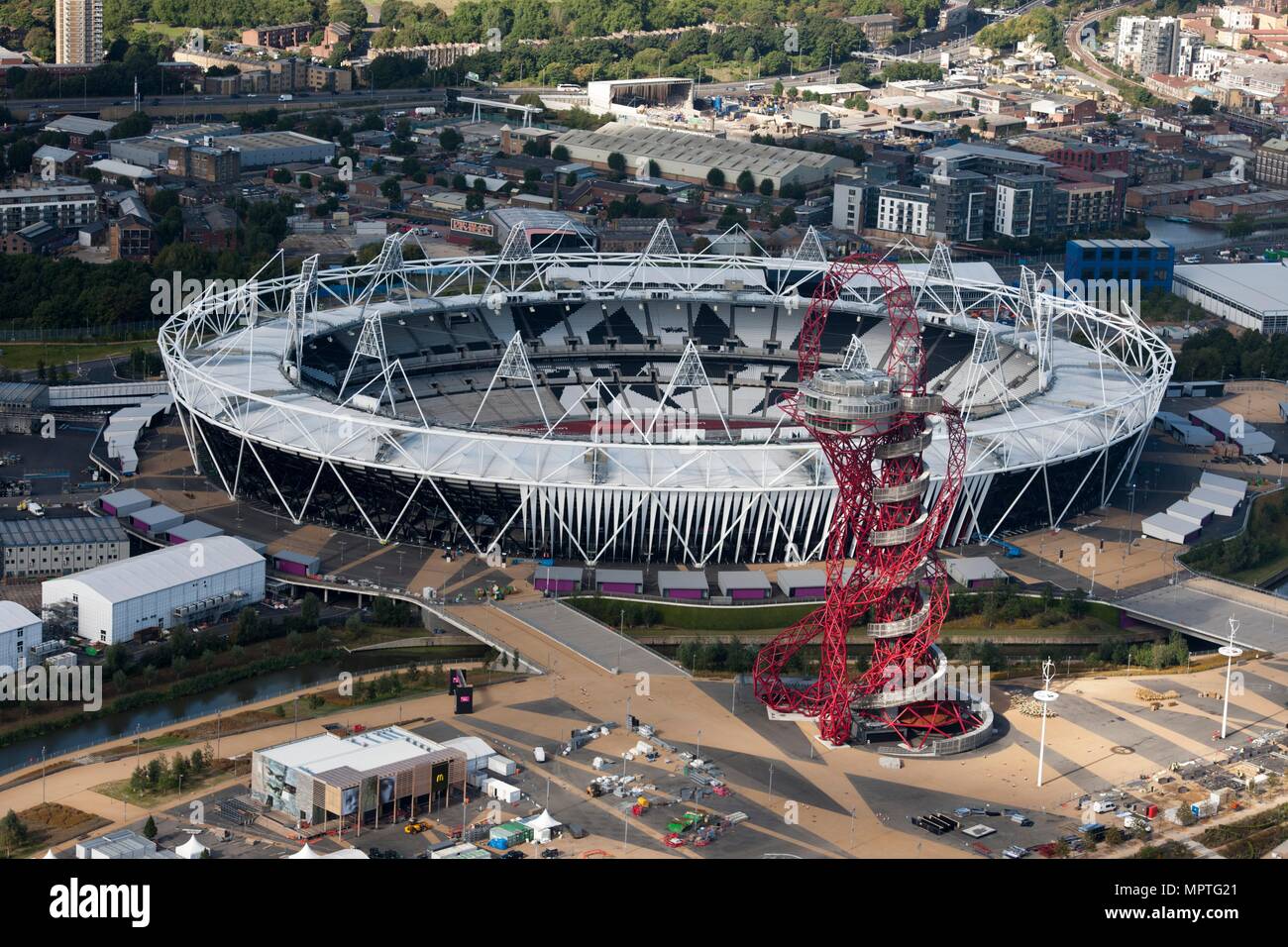 Olympic Stadium and Orbit Tower, Queen Elizabeth Olympic Park, London ...