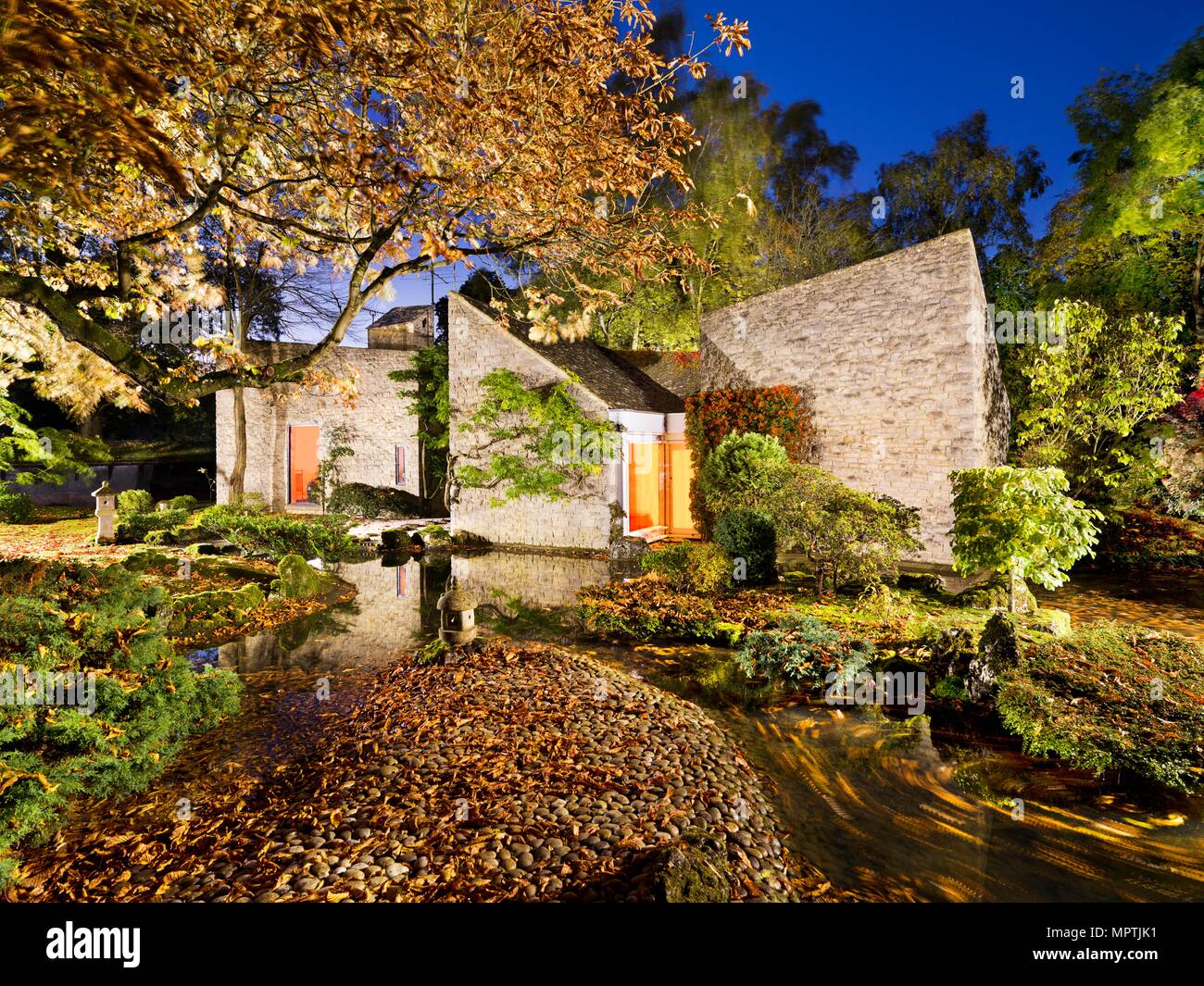 Shipton under wychwood oxfordshire hires stock photography and images