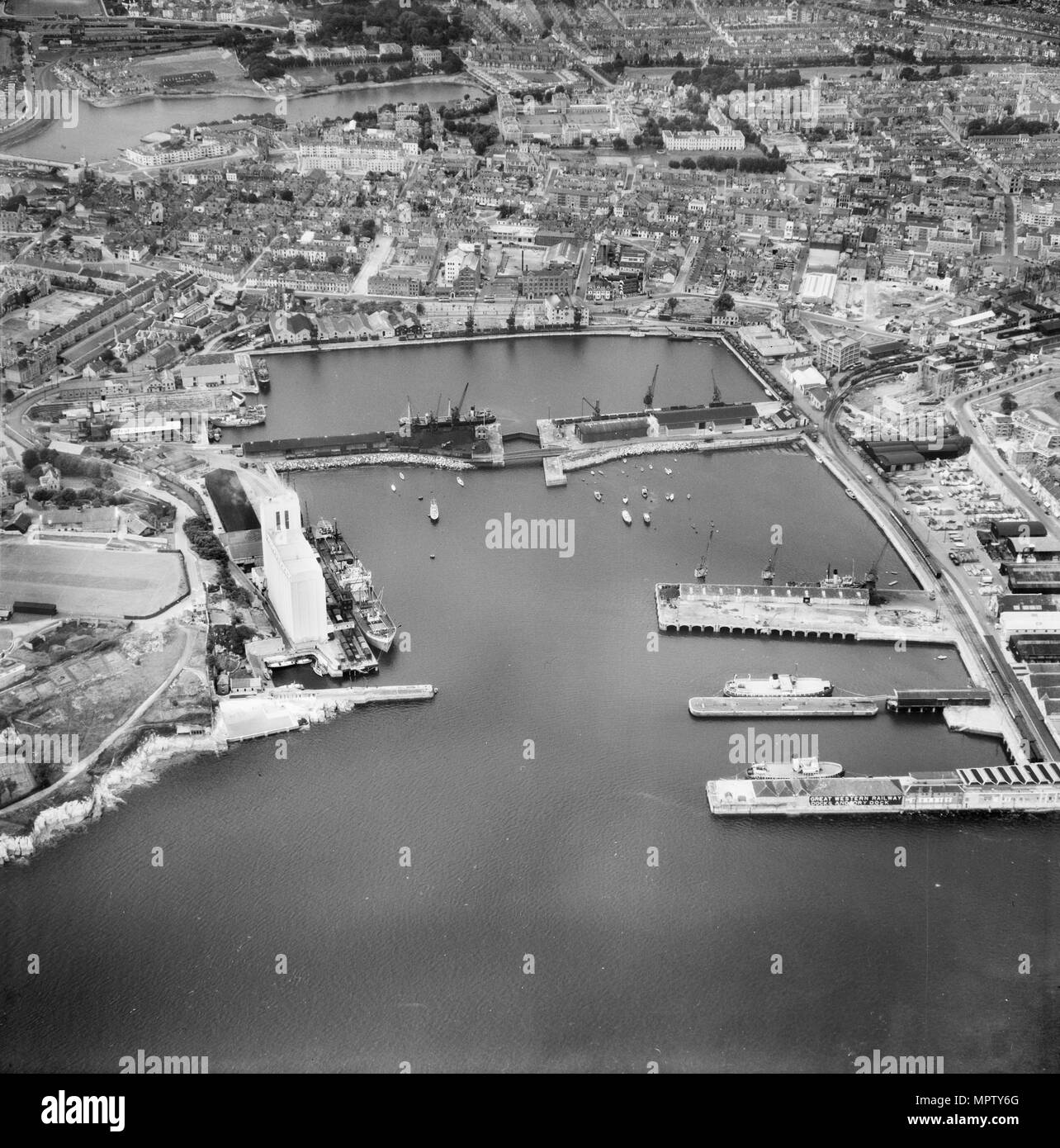 Millbay plymouth docks Black and White Stock Photos & Images - Alamy