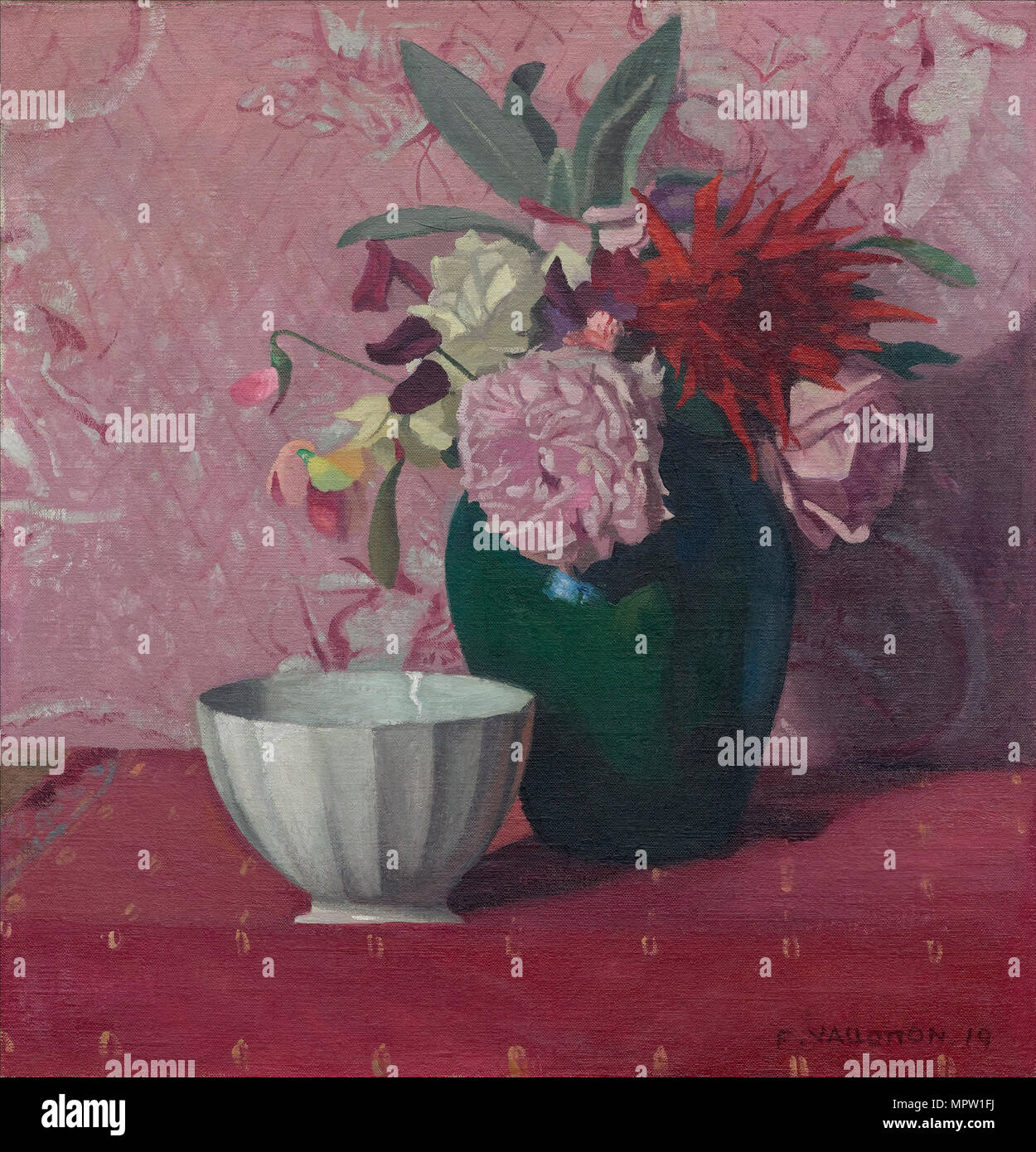 Green vase and white bowl, 1919 Stock Photo Alamy