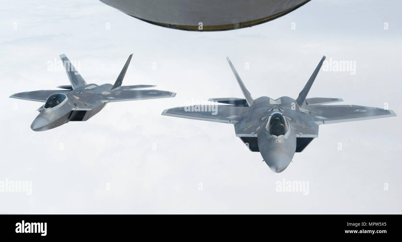 Lockheed Fighter Formation Lockheed Martin F-22 Raptor is a fifth generation multirole stealth ...