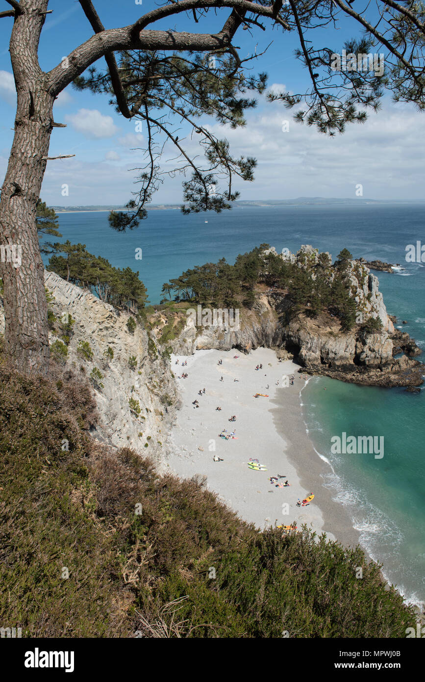 Plage de l'ile Vierge beach, Pointe de Saint-Hernot, Crozon peninsula, Finistère, Brittany, France. Stock Photo