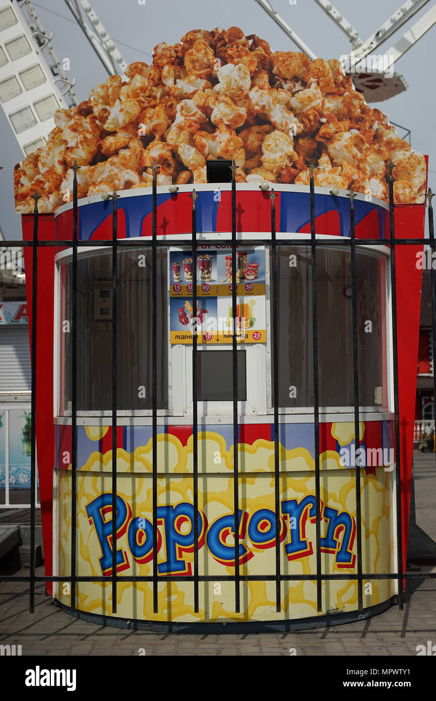 Popcorn kiosk hi-res stock photography and images - Alamy