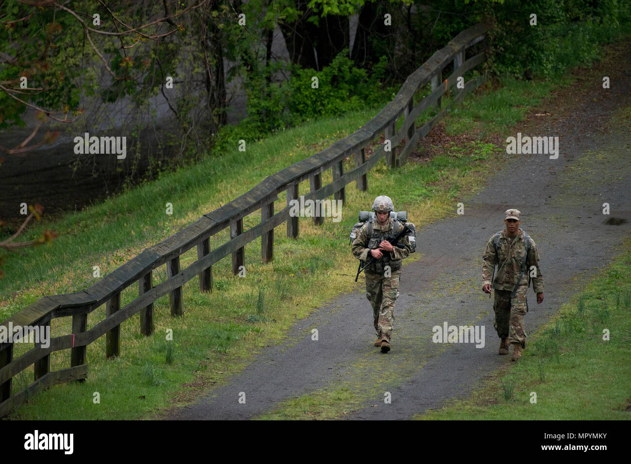 U.S. Army National Guard Soldiers conduct a timed, twelve-mile ruck ...