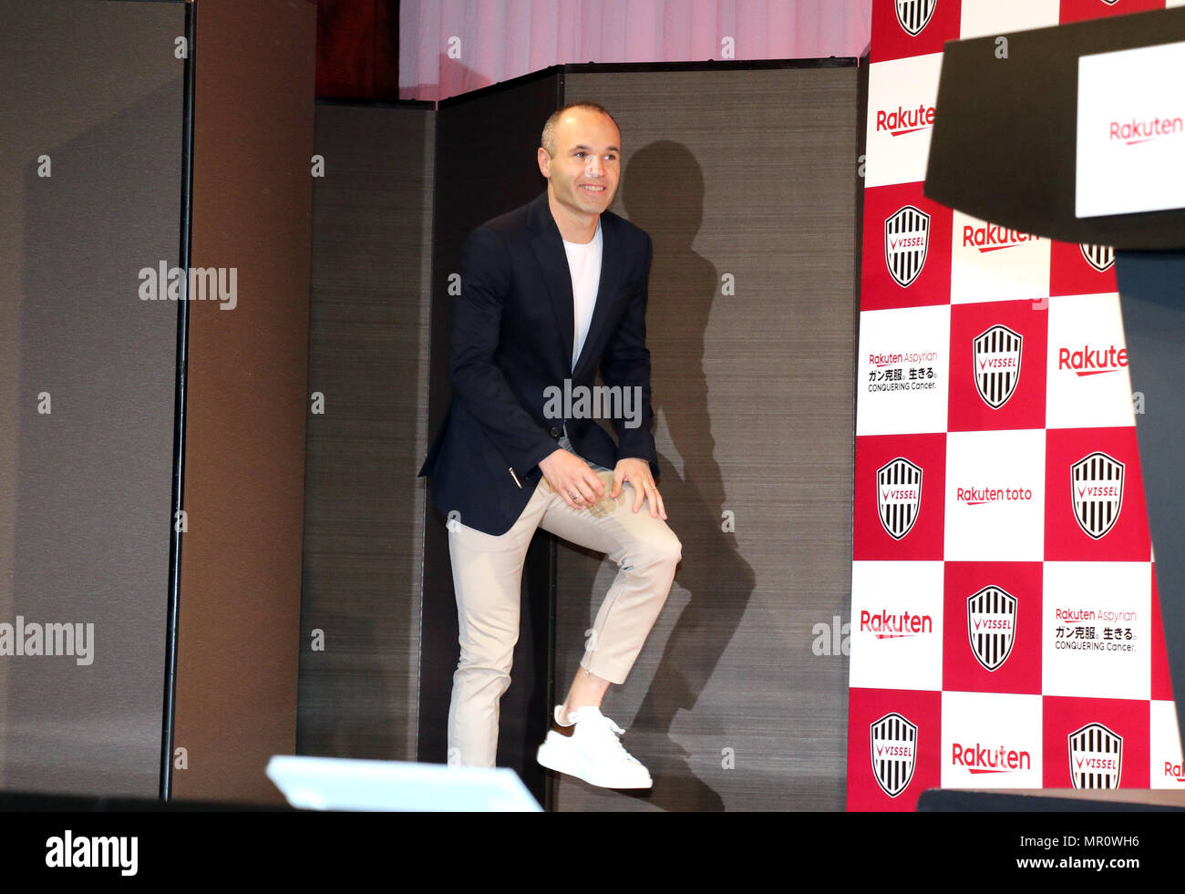 Tokyo Japan 24th May 18 Spanish Midfielder Andres Iniesta Of Former Fc Barcelona Arrives At A Press Conference As He Joins Vissel Kobe Of Japan S Professional Football League J League In Tokyo On