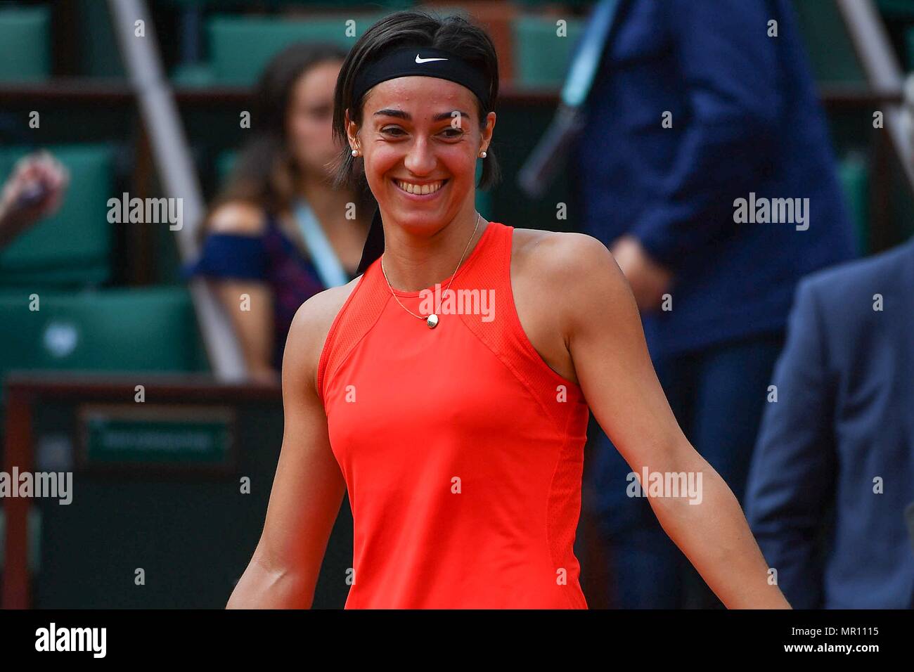 Paris, Frankreich. 24th May, 2018. Paris, France 21st May - 10th June 2018: French Open - 2018 Caroline Garcia (FRA), action/single image/laughsd/smiling/in a good mood/grinning/grinning/| usage worldwide Credit: dpa/Alamy Live News Stock Photo