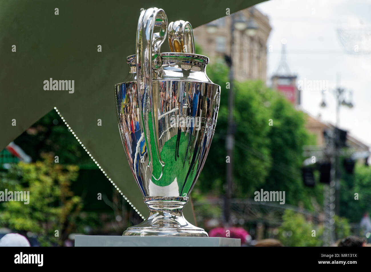 KYIV, UKRAINE - May 25, 2018: Presentation of Champions league cup on the scene on the streets of Kyiv. Welcome to Final Kyiv 2018! Credit: Didi/Alamy Live News Stock Photo