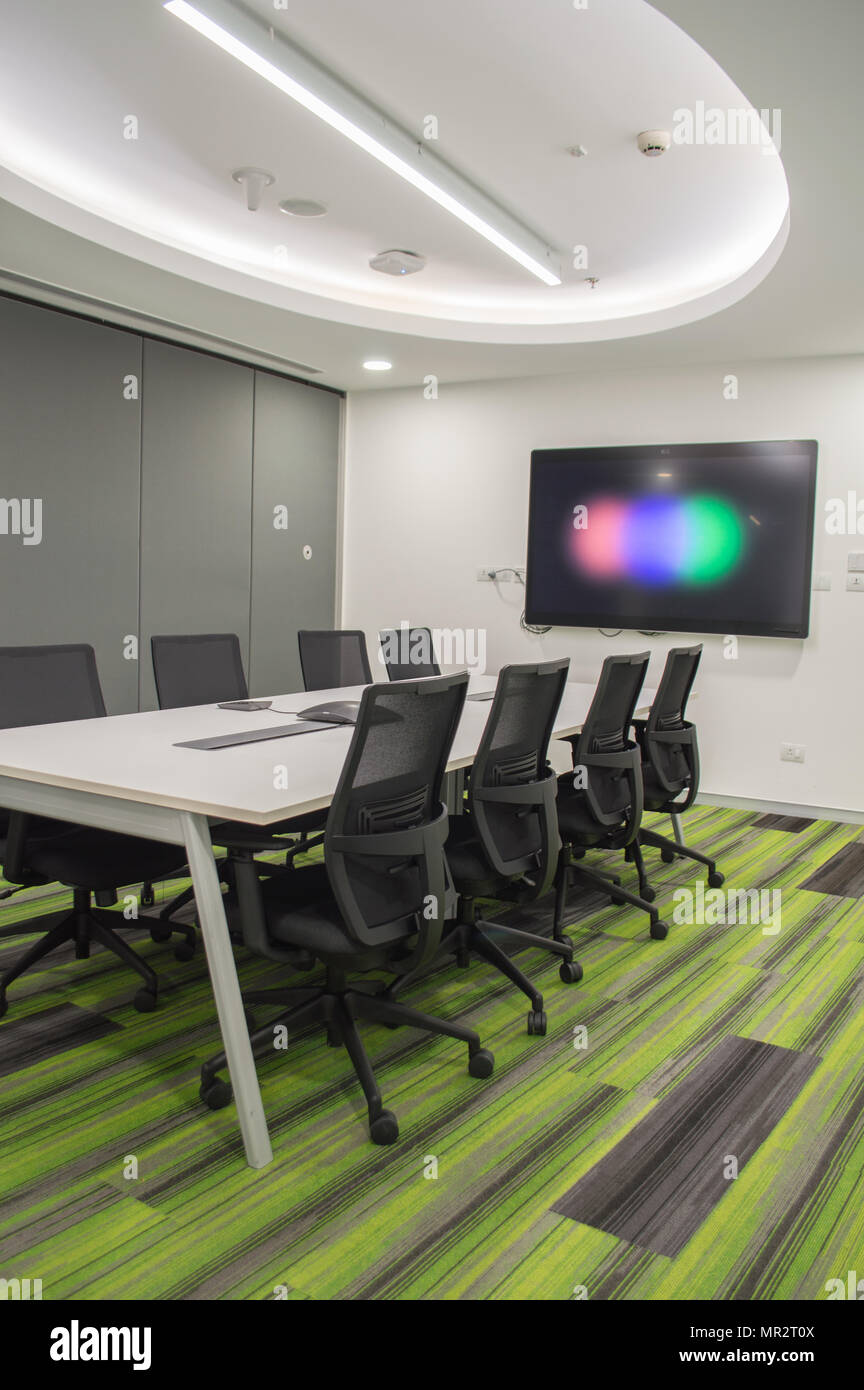 Office meeting room interior hi-res stock photography and images - Alamy
