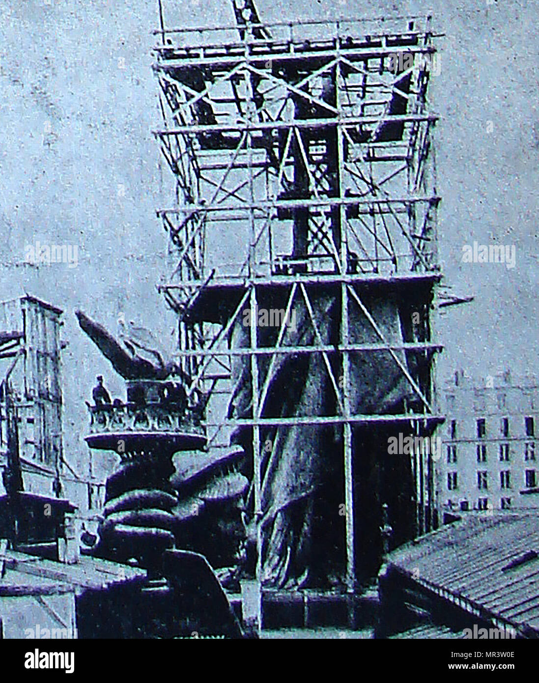 1846 Statue of Liberty being constructed in Paris , France before transportation to the USA - Sculptor Frédéric Auguste Bartholdi, Builder Gustave Eiffel Stock Photo